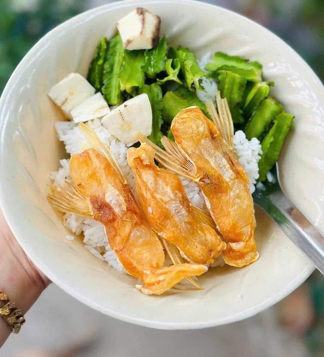 Ức Dứa Mỡ 3 Nắng