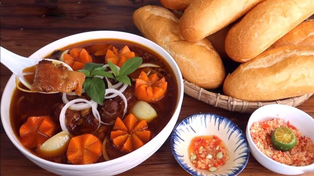 bò kho bánh mì
