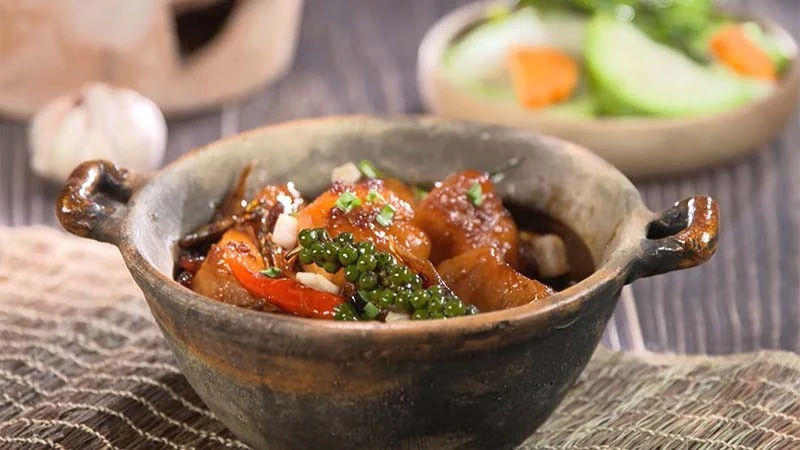 cá khô chiên kho quẹt